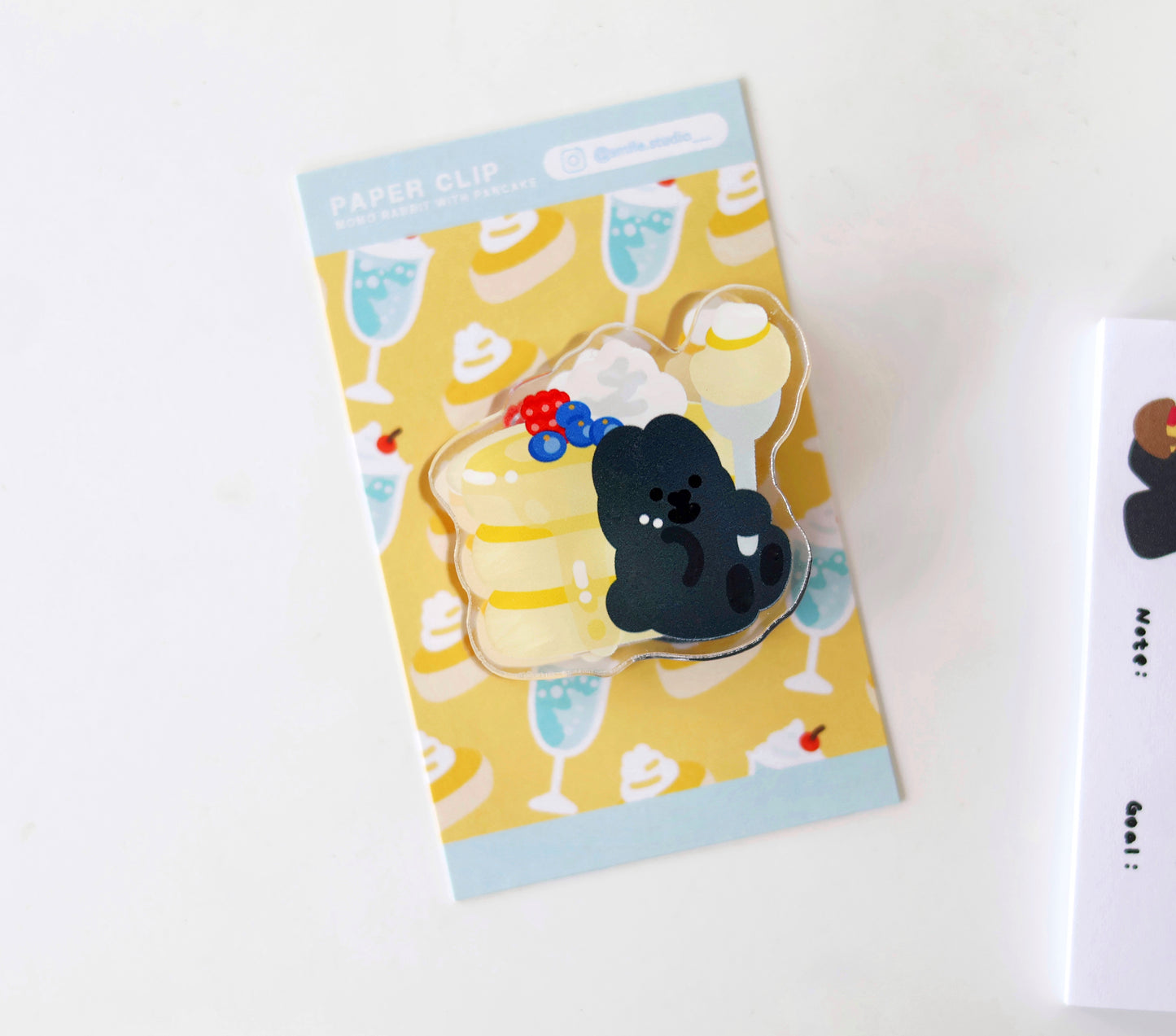 MoMo Rabbit with Pancake Paper Clip