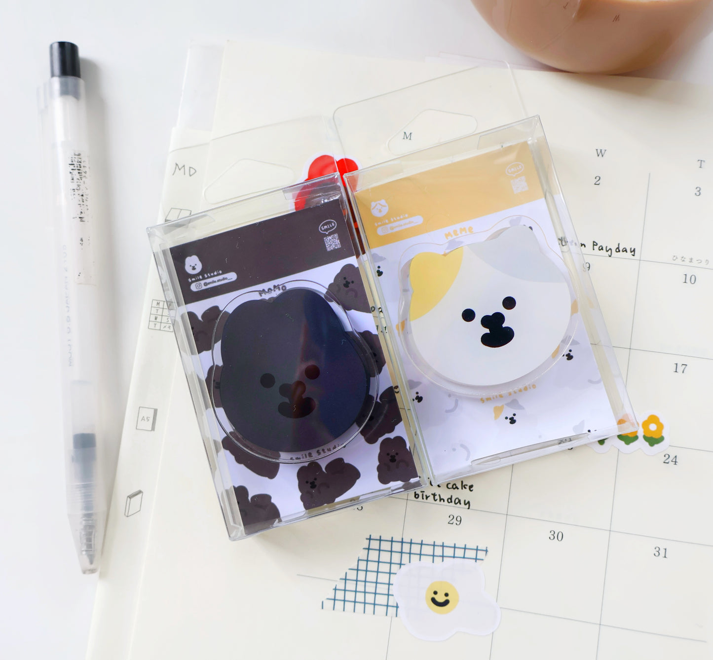 MoMo Rabbit Paper Clip