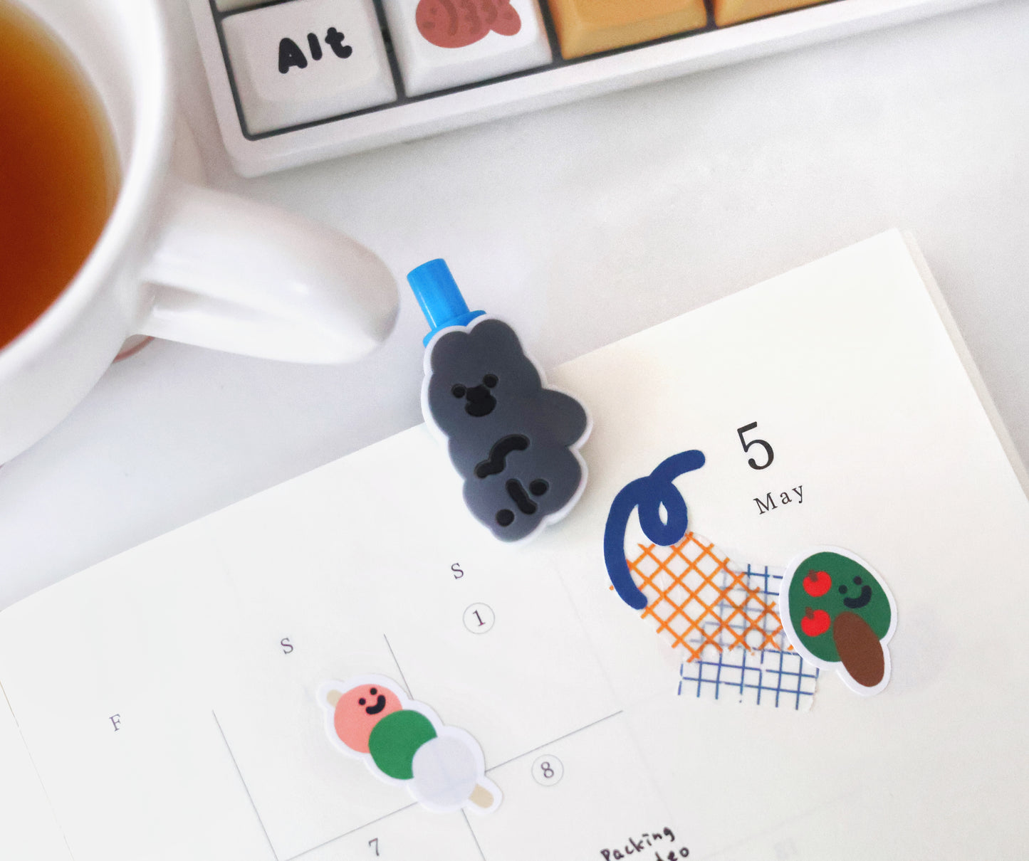 (Vinnic x Smile Studio) Lazy MoMo Rabbit Pen