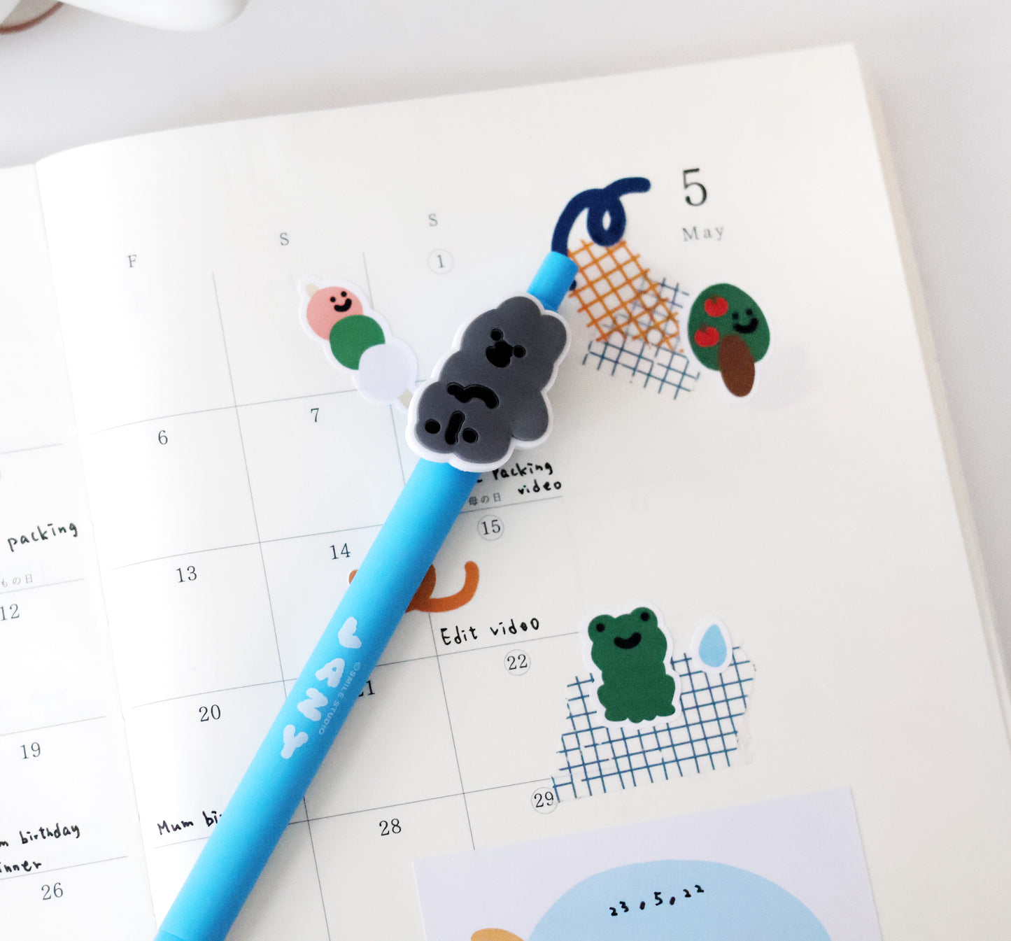 (Vinnic x Smile Studio) Lazy MoMo Rabbit Pen