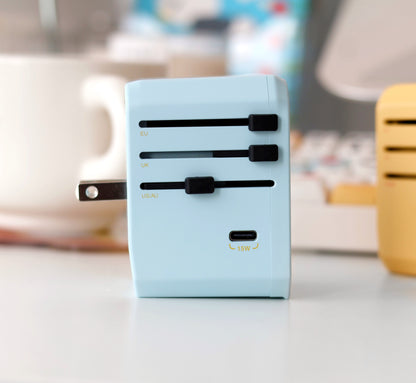 (Vinnic x Smile Studio) Lazy Smile Friends Travel Adapter